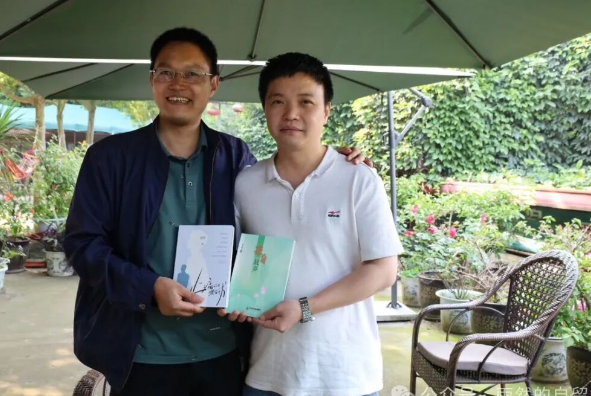 钟继根：人与物、人、心关系的深度诠释——读雨然诗集《止痛的碟刹片》有感